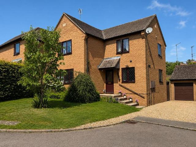 House for sale in Church with Chapel Brampton, Chapel Brampton