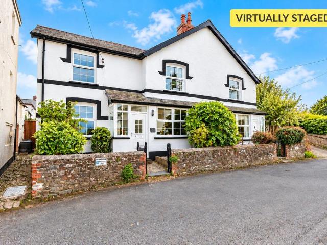 House for sale in Horns Cross, Torridge