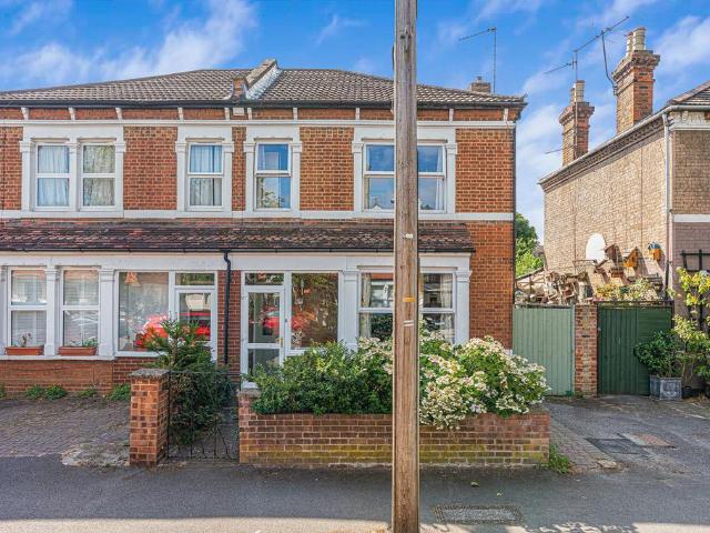 House for sale in Birch Green, Lower Halliford