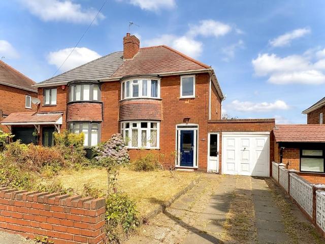 House for sale in Woodsetton, Coseley