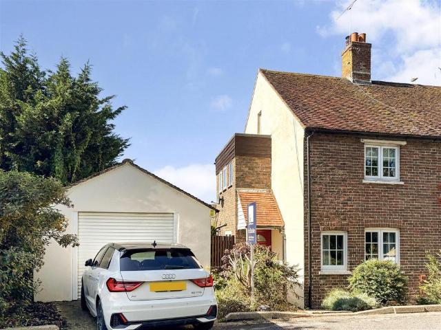 House for sale in Oving, Littlecote