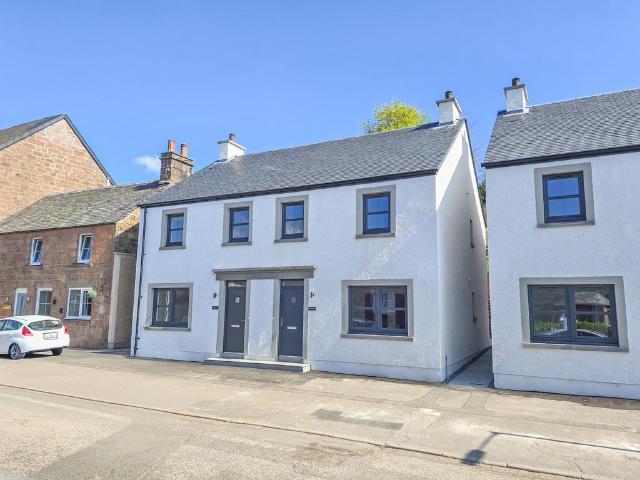 House for sale in Bankfoot, Scotland