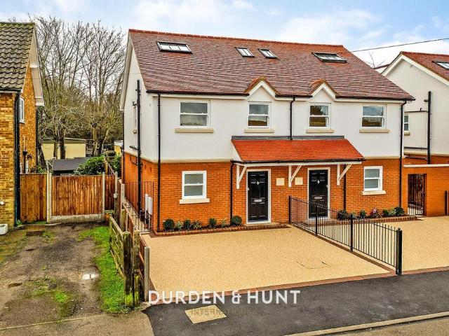 House for sale in Epping