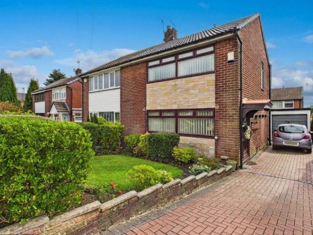 House for sale in Boothstown, Salford