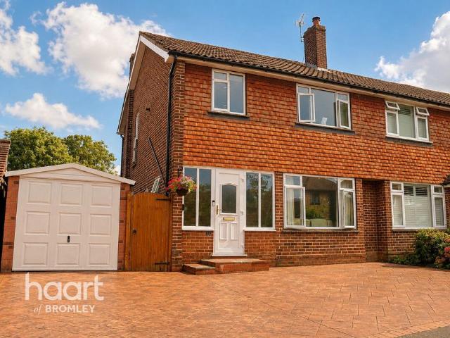 House for sale in Keston Mark, Greater London