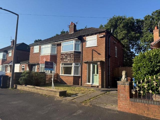 House for sale in Cheadle Hulme, Greater Manchester