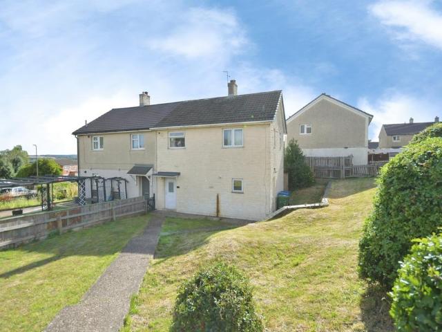 House for sale in Loundsley Green, East Midlands