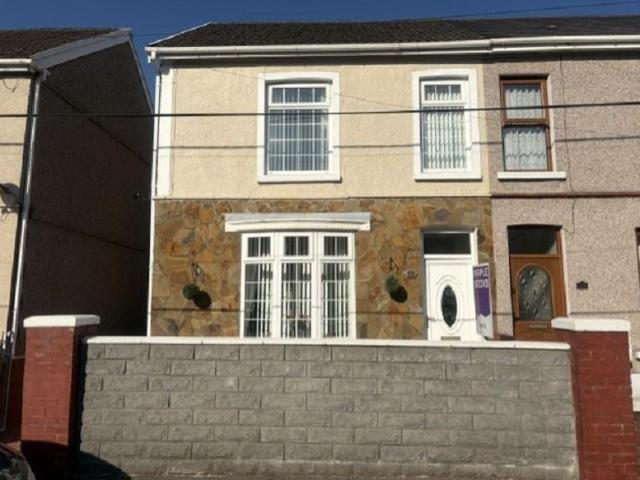 House for sale in Glynneath, Blaengwrach