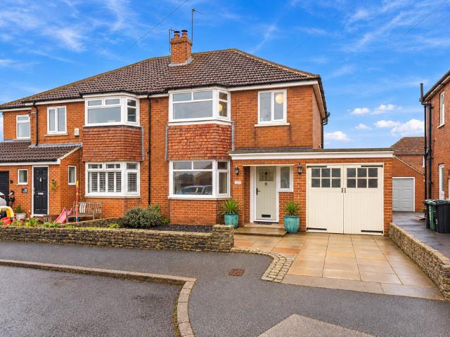 House for sale in Scholes, Leeds