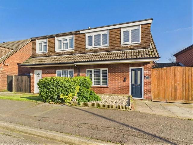 House for sale in Throop, Bournemouth