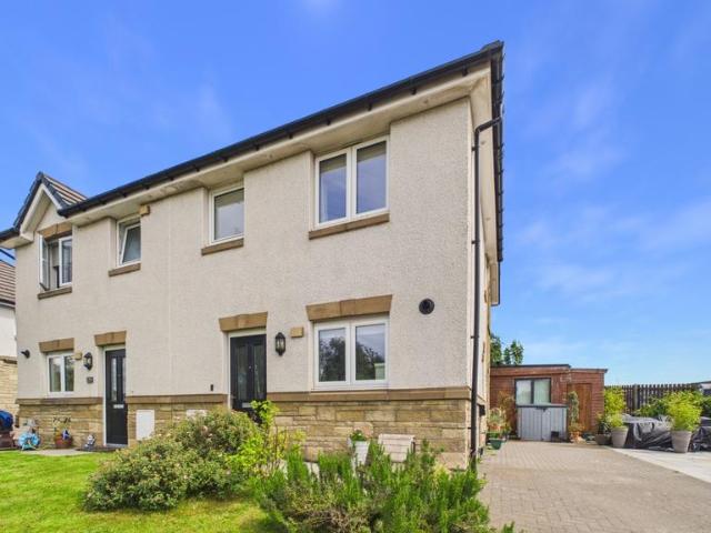House for sale in Bishopton, Scotland