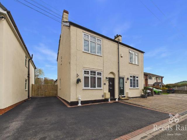 House for sale in Marston, Cheshire