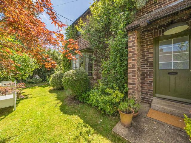 House for sale in Folkestone, Kent