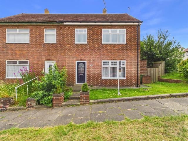 House for sale in Horsley Hill, South Tyneside