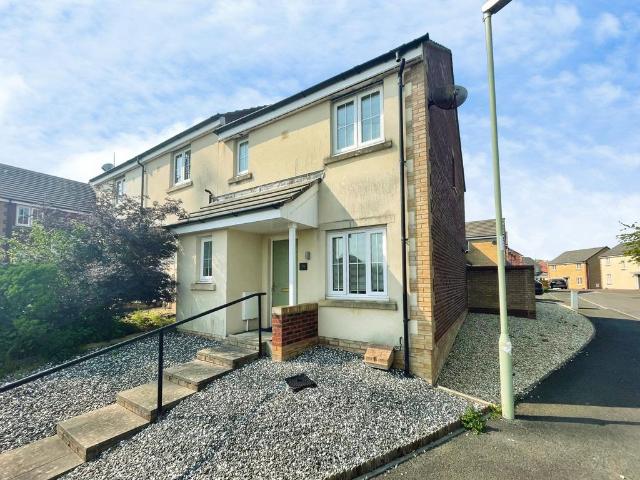 House for sale in Broadlands, Wales