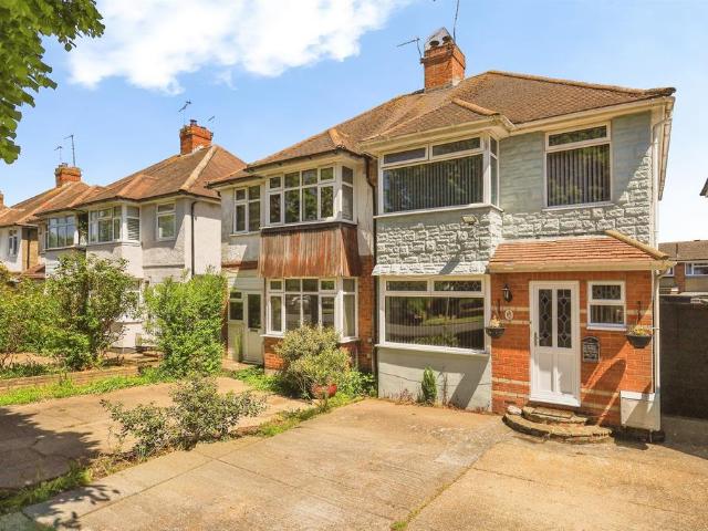 House for sale in Eastbourne, East Sussex