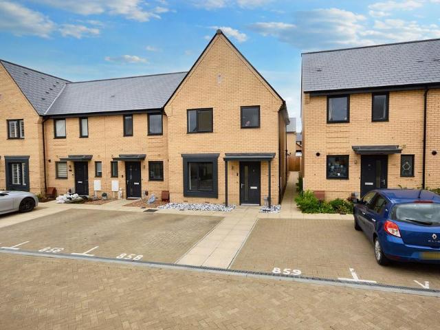 House for sale in Golden Valley, Folkestone