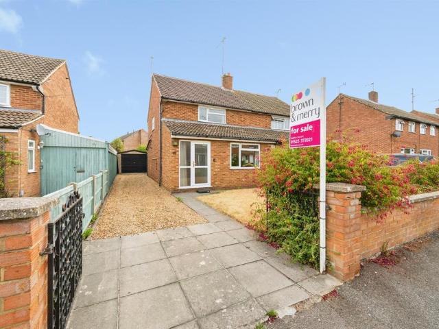 House for sale in Leighton-Linslade, Leighton Buzzard