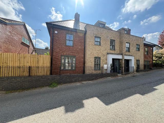 House for sale in Bedfordshire