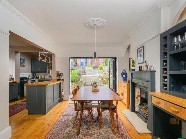 House for sale in Knowle Park, Bristol