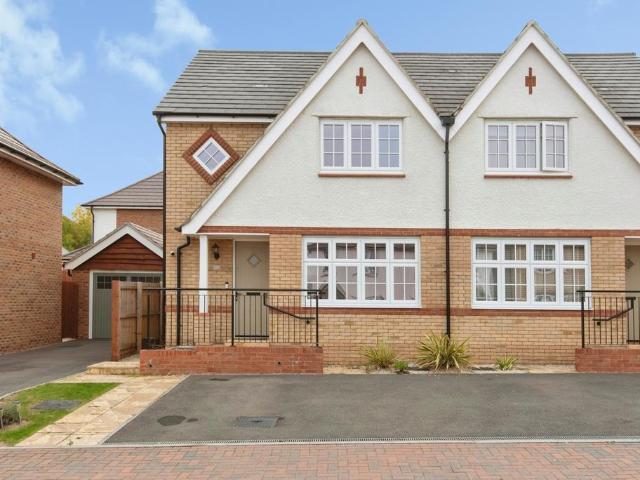 House for sale in Shefford, Central Bedfordshire