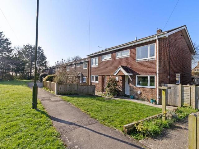 House for sale in Littlecote, West Sussex