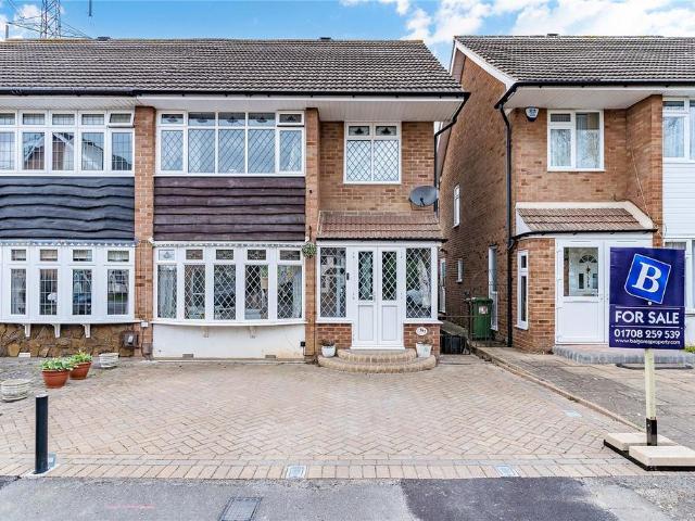 House for sale in Pot Kilns, Greater London
