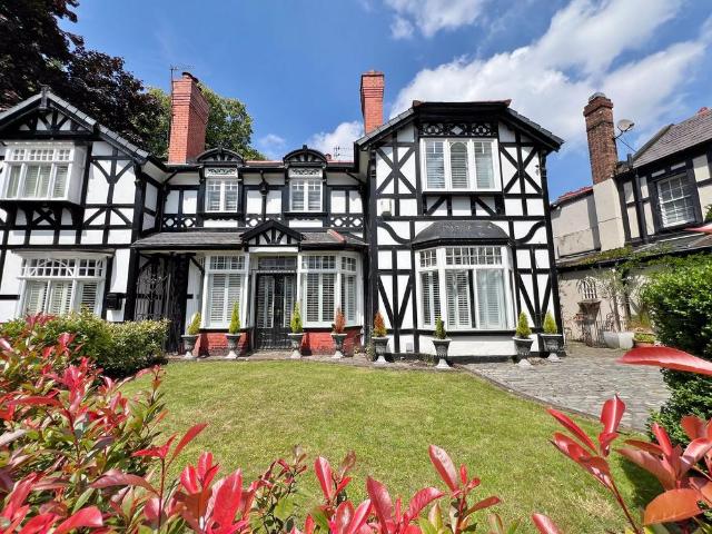 House for sale in Calderstones