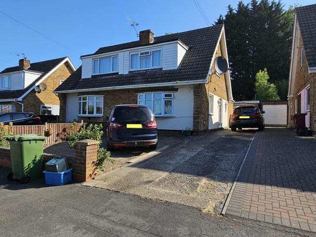 House for sale in Berkeley, Dragonby