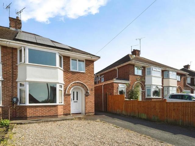 House for sale in Golden Valley, Gloucestershire
