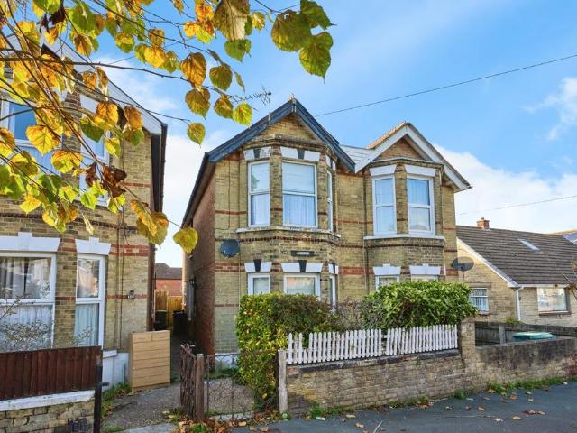 House for sale in East Cowes, Isle Of Wight