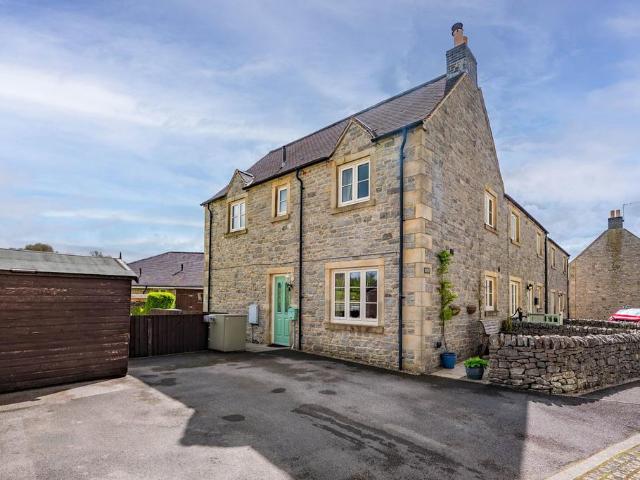 House for sale in Kingsley Moor, Staffordshire
