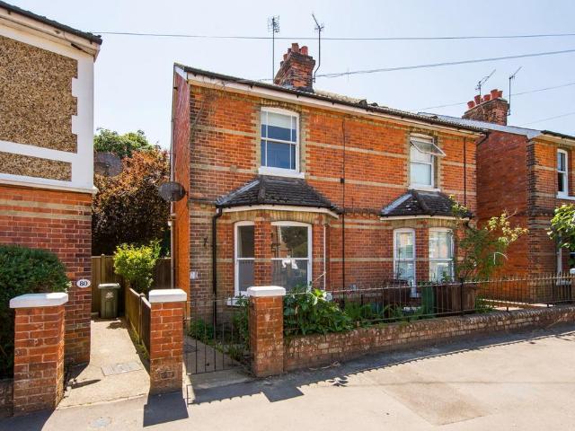 House for sale in Hawkenbury, Sandown Park