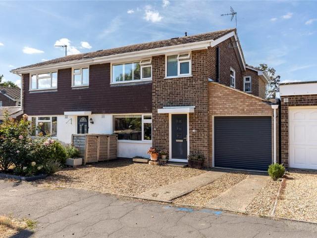 House for sale in Oakley, Bedford