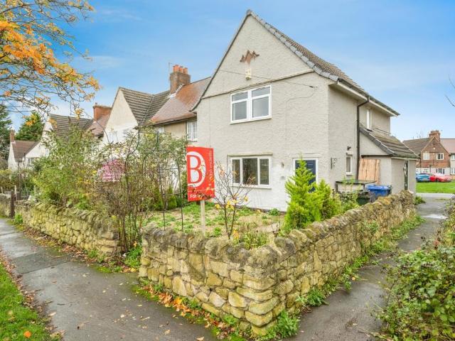 House for sale in Woodlands, South Yorkshire