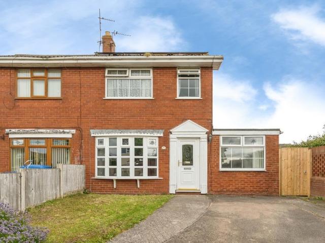 House for sale in Rhyl, Wales