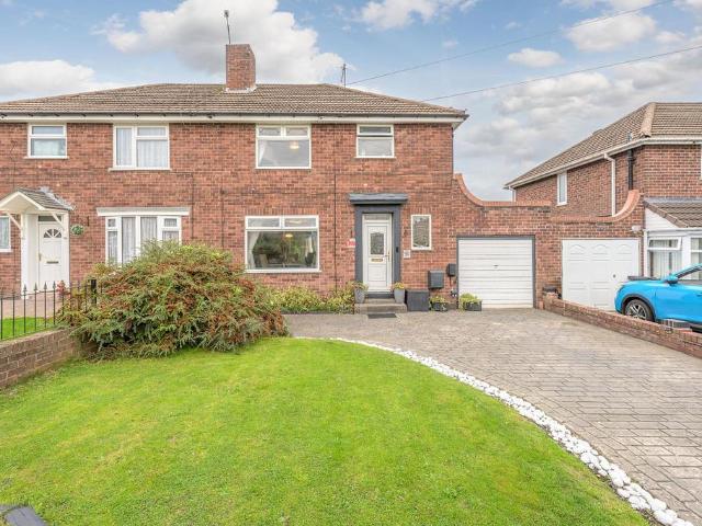 House for sale in Cradley, West Midlands