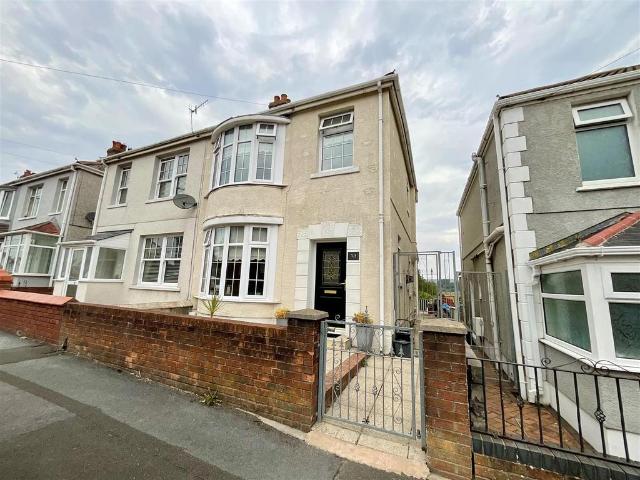 House for sale in Box, Llanelli