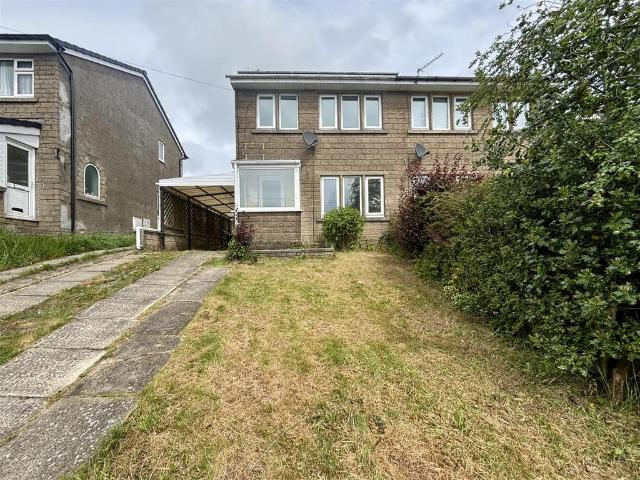 House for sale in Denholme, Bradford