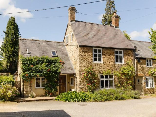House for sale in Dromore, Oxfordshire
