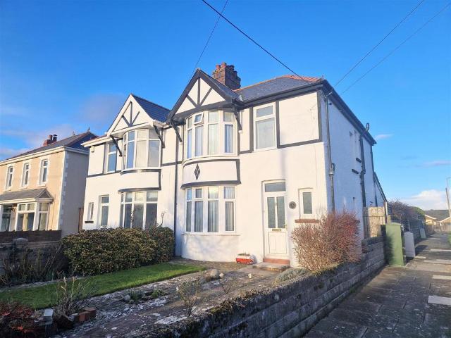 House for sale in Porthcawl, Nottage