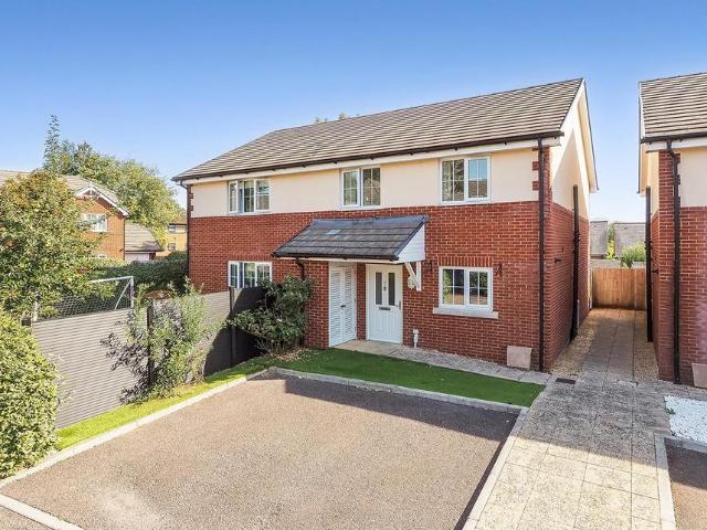House for sale in Barton Stacey, Hampshire