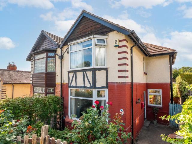 House for sale in Chapeltown, West Yorkshire