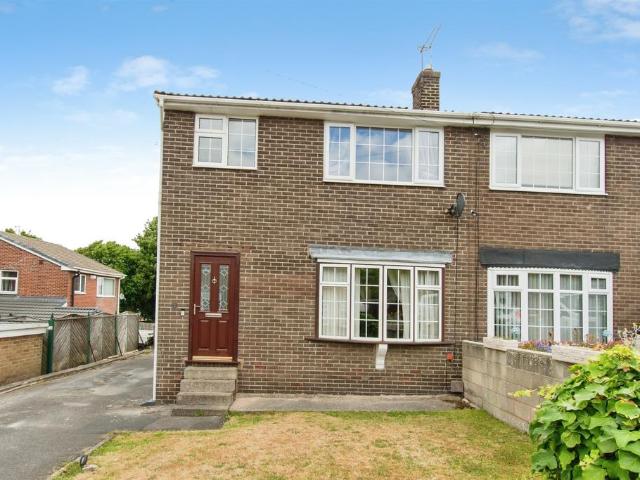 House for sale in Ferrybridge, West Yorkshire
