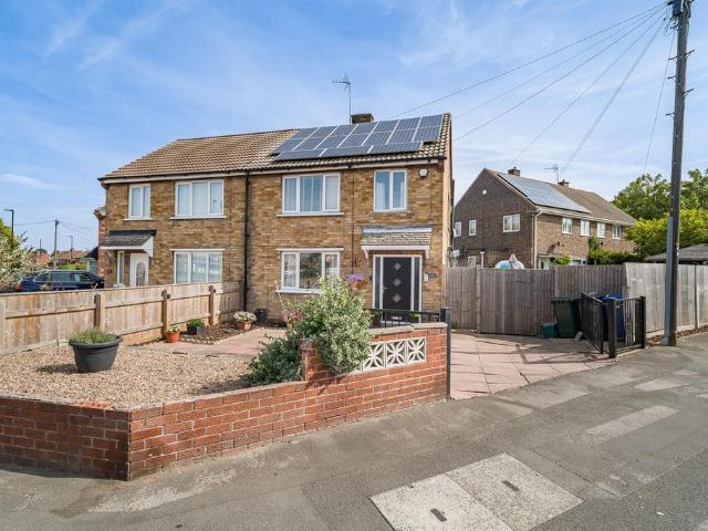 House for sale in New Rossington, South Yorkshire