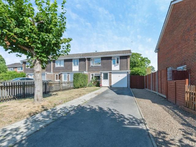 House for sale in Alderholt, East Dorset