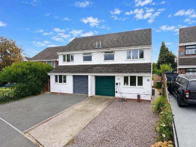 House for sale in Moreton On Lugg