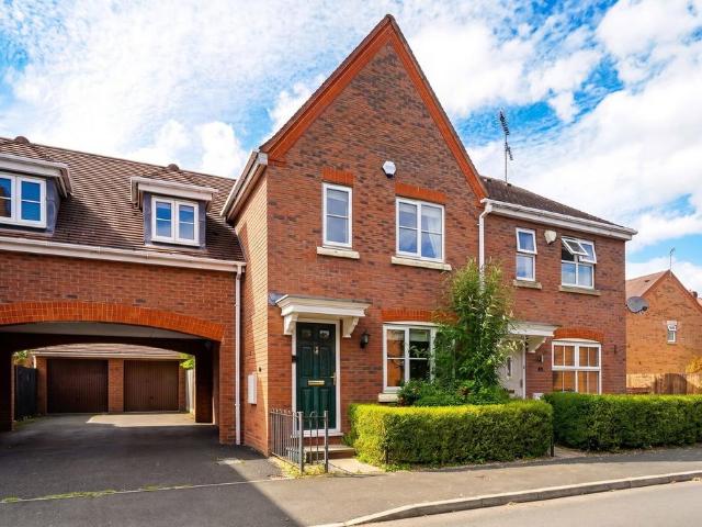 House for sale in Shirley, West Midlands
