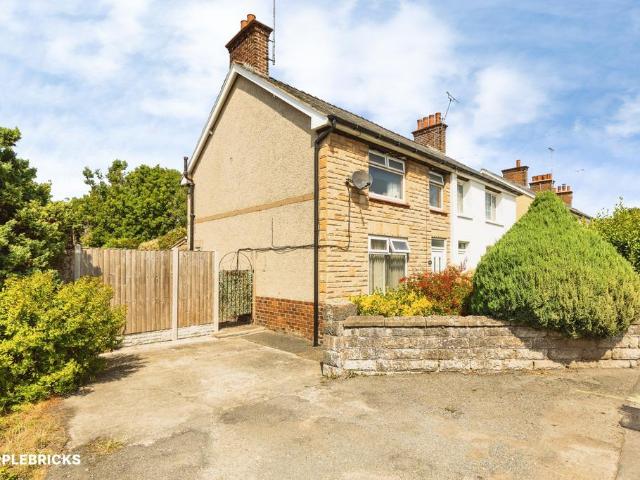 House for sale in Mold