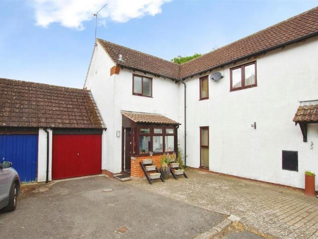 House for sale in Lower Wanborough, Wanborough